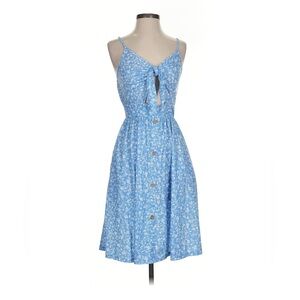 Beautiful medium floral blue dress